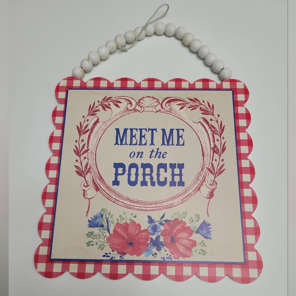 The Pioneer Woman Scalloped Wall Art in Red, White, & Blue - Picture 2 of 5